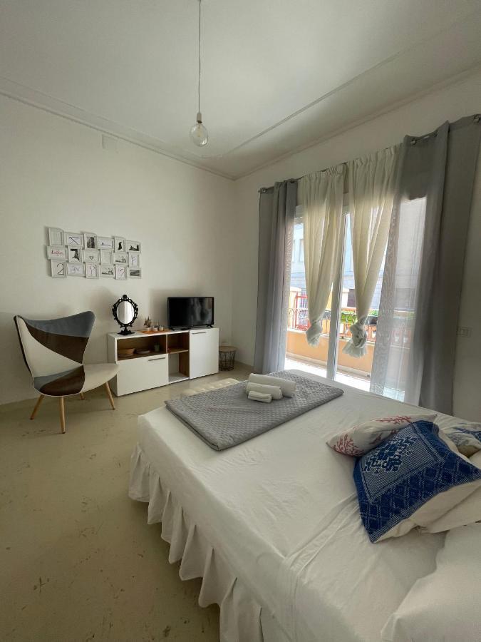 Heidi'S Apartment Алгеро Екстериор снимка